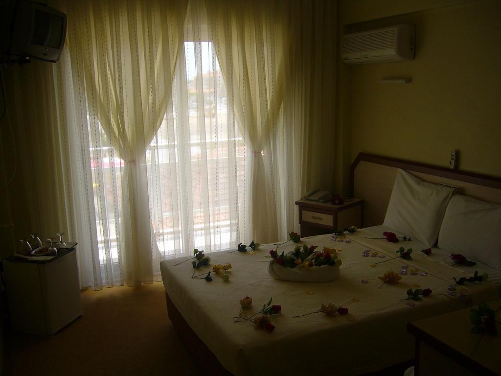 Sirin Villa เซสเม ภายนอก รูปภาพ